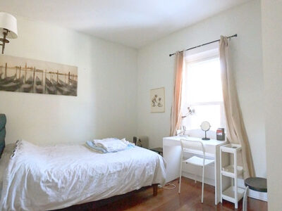 貸し部屋 Room: Q $1080 [~ 4/15]