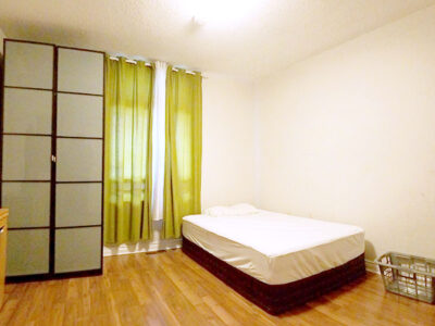 貸し部屋 Room: X [2人]$1750